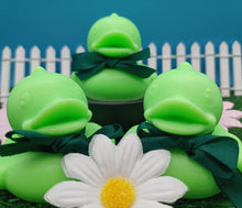 Load image into Gallery viewer, Lemongrass Bubbleduck Soap