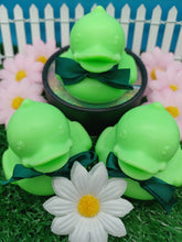 Load image into Gallery viewer, Lemongrass Bubbleduck Soap