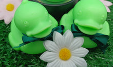 Load image into Gallery viewer, Lemongrass Bubbleduck Soap