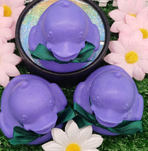 Load image into Gallery viewer, Lavender Bubbleduck Soap
