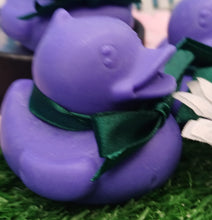 Load image into Gallery viewer, Lavender Bubbleduck Soap