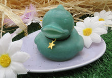 Load image into Gallery viewer, Oud Wood Bubbleduck Soap