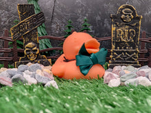 Load image into Gallery viewer, Paul the Pumpkin Duck
