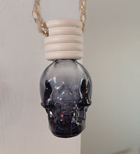 Load image into Gallery viewer, Skull Car freshener
